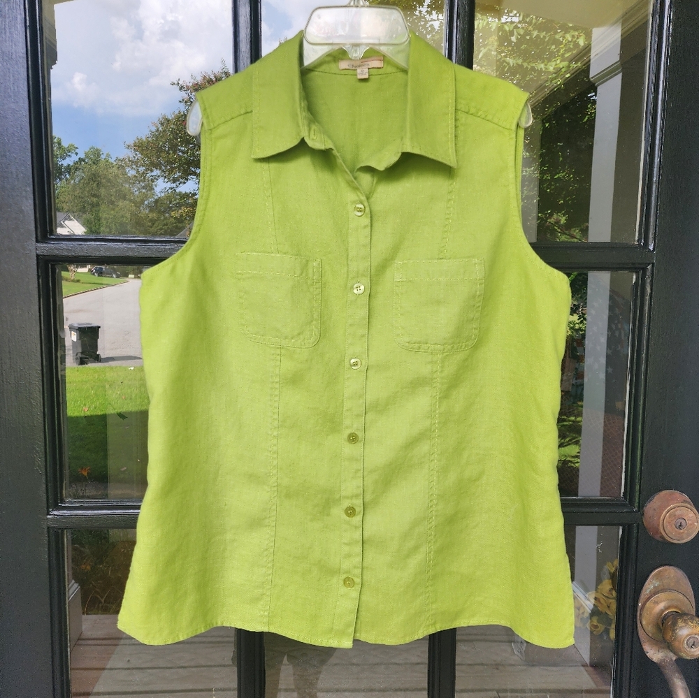 M Linen Green Sleeveless Button-Up Top